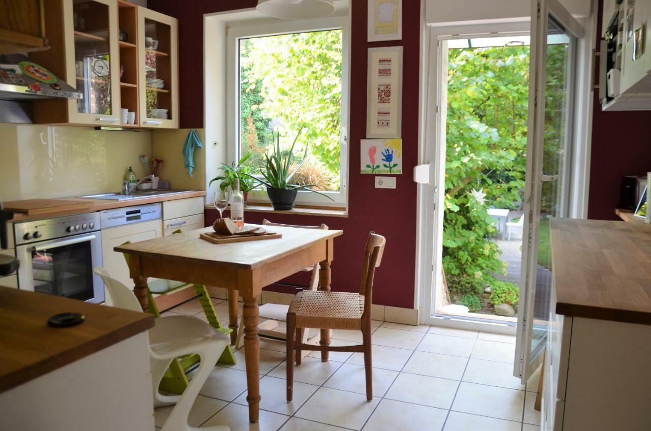 Gaestezimmer Mit Garten In Fischeln Krefeld Exterior photo